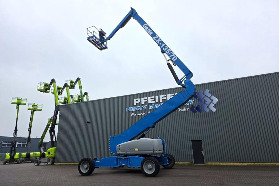 Genie ZX135/70 Diesel, 4x4x4 Drive, 43m Lifting Height, - رافعات سلة مفصلية: صور 2 Genie ZX135/70 Diesel, 4x4x4 Drive, 43m Lifting Height, - رافعات سلة مفصلية: صور 2