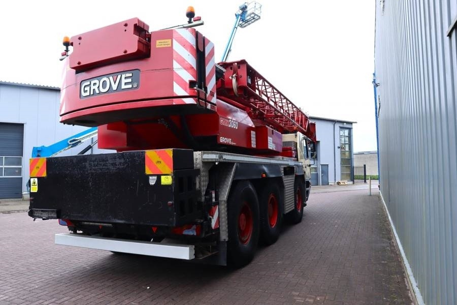 رافعة لجميع التضاريس Grove GMK3060 Diesel, 6x6x6 Drive, 60t Capacity, 43m Mai: صور 9