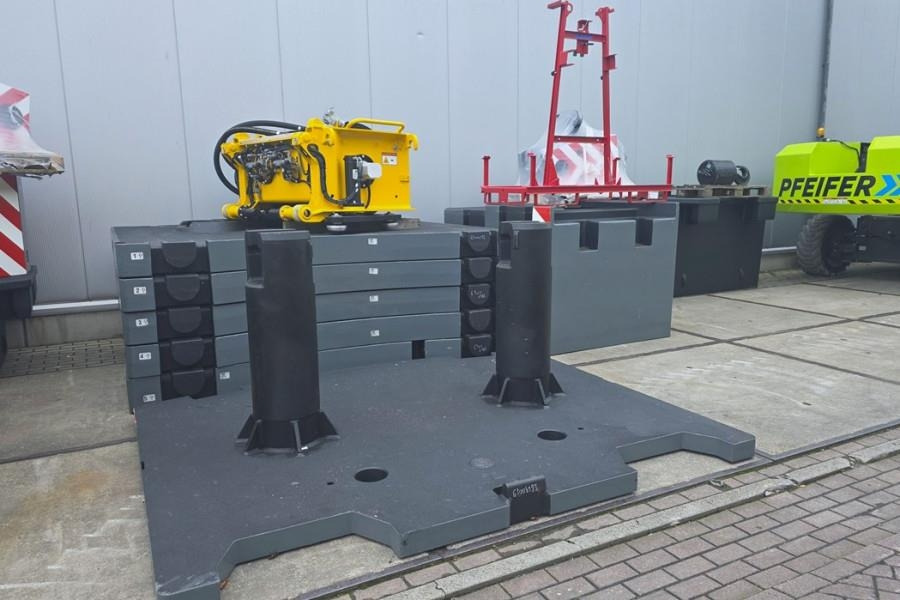 Grove GMK6300L-1 Available For Rent, Dutch Registration, - رافعة لجميع التضاريس: صور 3 Grove GMK6300L-1 Available For Rent, Dutch Registration, - رافعة لجميع التضاريس: صور 3