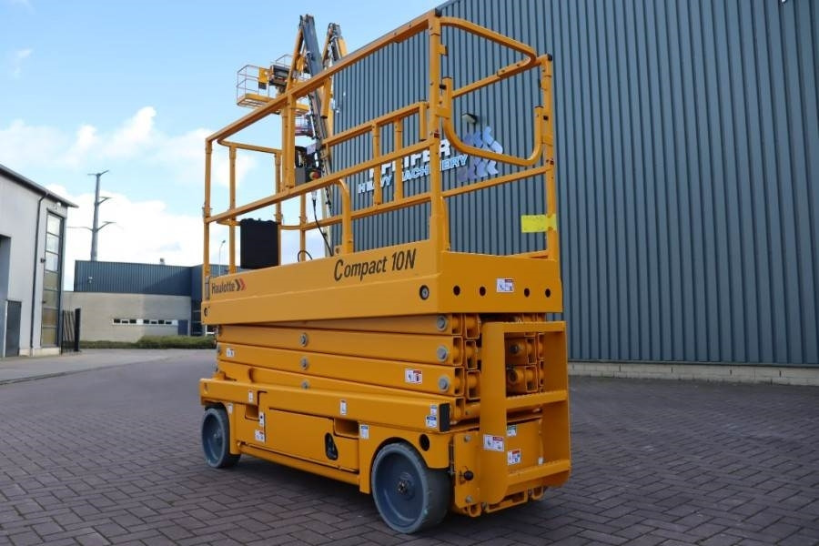 Haulotte Compact 10N Valid Iinspection, *Guarantee! 10m Wor - رافعات مقصية: صور 4 Haulotte Compact 10N Valid Iinspection, *Guarantee! 10m Wor - رافعات مقصية: صور 4