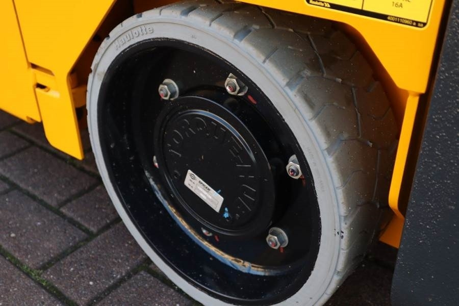 رافعات مقصية Haulotte Compact 8N Valid inspection, *Guarantee! 8m Workin: صور 11