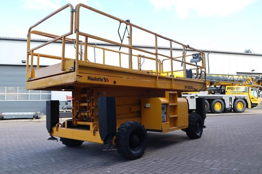 رافعات مقصية Haulotte H15SXL Diesel, 4x4 Drive, 15m Working Height, 500k: صور 8