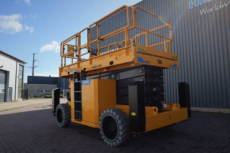 Haulotte HS18EPRO Full Electric 4x4 Drive, Versatile Use: O - رافعات مقصية: صور 4 Haulotte HS18EPRO Full Electric 4x4 Drive, Versatile Use: O - رافعات مقصية: صور 4