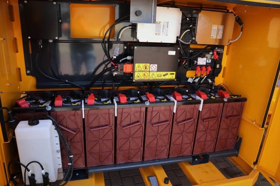 Haulotte HS18EPRO Valid Inspection, Full Electric 4x4 Drive - رافعات مقصية: صور 5 Haulotte HS18EPRO Valid Inspection, Full Electric 4x4 Drive - رافعات مقصية: صور 5