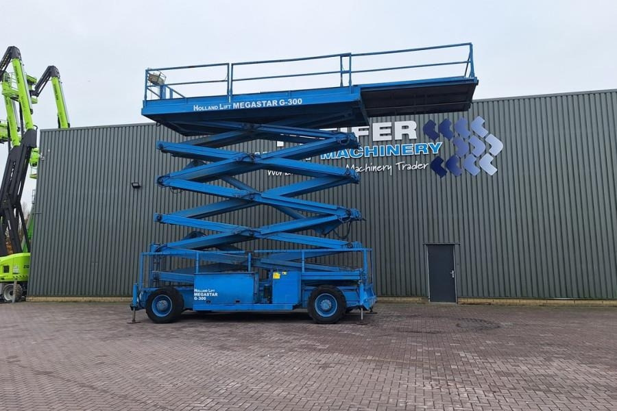 Holland Lift Megastar G300 Diesel, 4x4x4 Drive, 33.5m Working H - رافعات مقصية: صور 3 Holland Lift Megastar G300 Diesel, 4x4x4 Drive, 33.5m Working H - رافعات مقصية: صور 3
