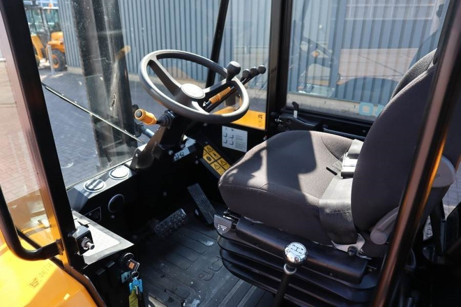 JCB 940-4 T4 Valid inspection, *Guarantee! Diesel, 4x4 - شاحنات الطرق الوعرة: صور 4 JCB 940-4 T4 Valid inspection, *Guarantee! Diesel, 4x4 - شاحنات الطرق الوعرة: صور 4