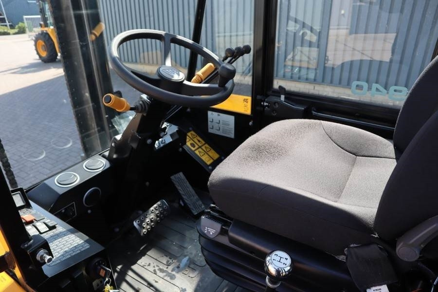 JCB 940-4 T4 Valid inspection, *Guarantee! Diesel, 4x4 - شاحنات الطرق الوعرة: صور 3 JCB 940-4 T4 Valid inspection, *Guarantee! Diesel, 4x4 - شاحنات الطرق الوعرة: صور 3