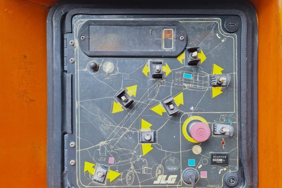 JLG 1350SJP Diesel, 4x4x4 Drive 43.3m Working Height, - رافعات سلة تلسكوبية: صور 4 JLG 1350SJP Diesel, 4x4x4 Drive 43.3m Working Height, - رافعات سلة تلسكوبية: صور 4