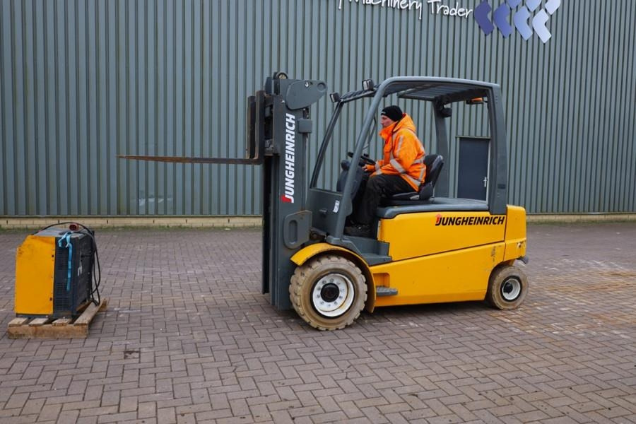 Jungheinrich EFG550 Electric, 5000kg Capacity, Lifting Height 3 - رافعة شوكية ديزل: صور 2 Jungheinrich EFG550 Electric, 5000kg Capacity, Lifting Height 3 - رافعة شوكية ديزل: صور 2