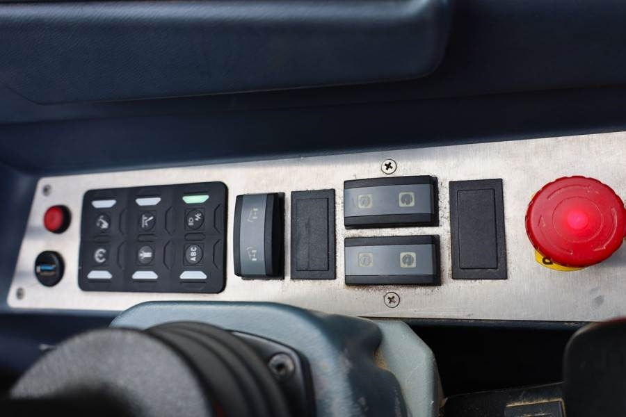 رافعة تلسكوبية Magni TH5,5.15-D7/D Diesel, 4x4x4 Drive, 5.5t Capacity,: صور 20