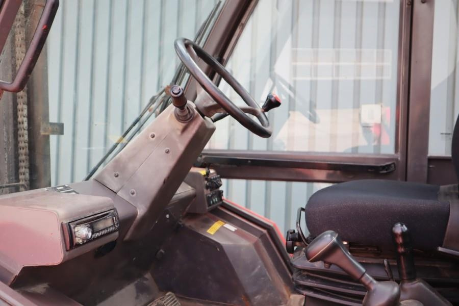 Manitou M30-4 Diesel, 4x4 Drive, 3t Capacity, Triplex Mast - شاحنات الطرق الوعرة: صور 4 Manitou M30-4 Diesel, 4x4 Drive, 3t Capacity, Triplex Mast - شاحنات الطرق الوعرة: صور 4