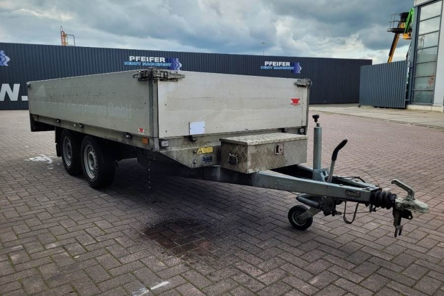 Saris PL1827 2 Axel Trailer - مقطورات السيارات: صور 4 Saris PL1827 2 Axel Trailer - مقطورات السيارات: صور 4