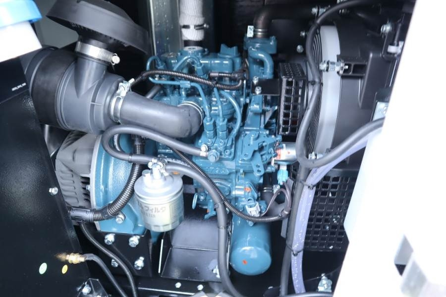 Trime X-BOX 4x320W Valid inspection, *Guarantee! Hydr. V - ابراج اضاءة: صور 5 Trime X-BOX 4x320W Valid inspection, *Guarantee! Hydr. V - ابراج اضاءة: صور 5