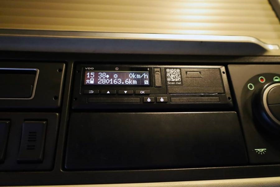 Volvo FH12 With Cormach 135tm Crane Volvo FH12 10x4 With - رافعة لجميع التضاريس: صور 5 Volvo FH12 With Cormach 135tm Crane Volvo FH12 10x4 With - رافعة لجميع التضاريس: صور 5