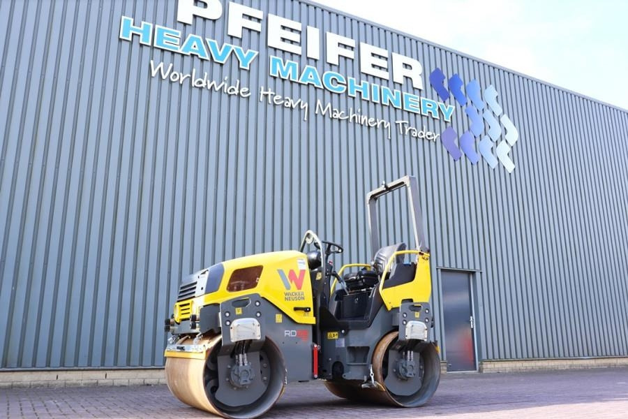 Wacker Neuson RD28-120 Diesel, Front And Rear Vibrating Smooth D - مدحلة الأسفلت: صور 1 Wacker Neuson RD28-120 Diesel, Front And Rear Vibrating Smooth D - مدحلة الأسفلت: صور 1