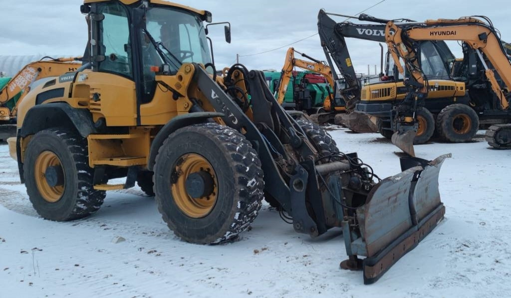Volvo L 45 G - اللودر بعجل: صور 1 Volvo L 45 G - اللودر بعجل: صور 1