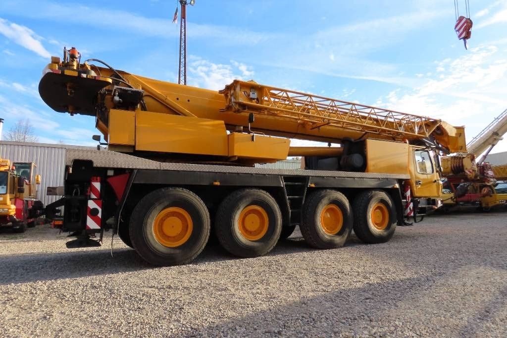 Grove GMK 4080-1 - رافعة لجميع التضاريس: صور 3 Grove GMK 4080-1 - رافعة لجميع التضاريس: صور 3