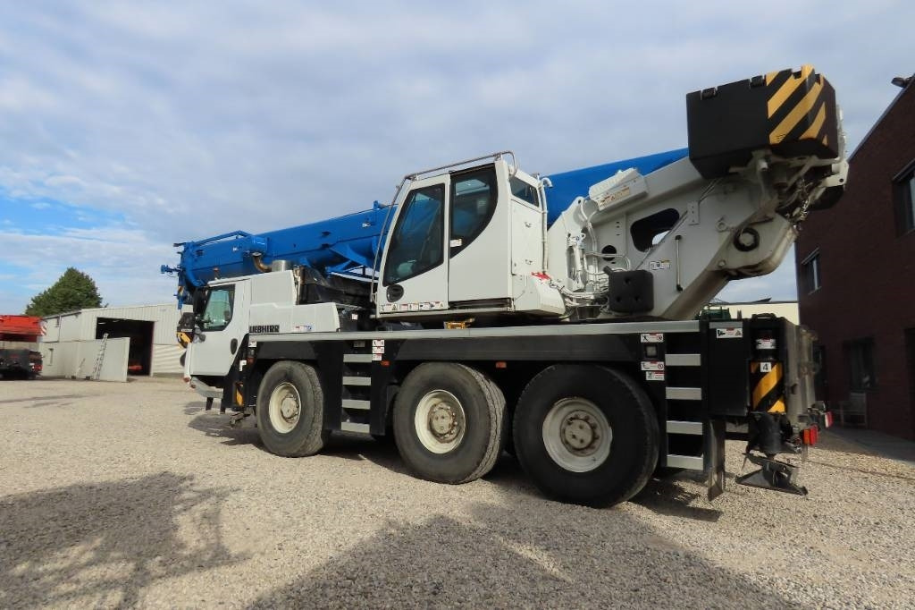 Liebherr LTM 1050-3.1 - رافعة لجميع التضاريس: صور 4 Liebherr LTM 1050-3.1 - رافعة لجميع التضاريس: صور 4