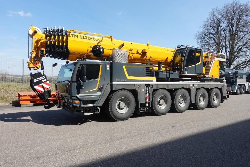Liebherr LTM 1110-5.2 - رافعة لجميع التضاريس: صور 1 Liebherr LTM 1110-5.2 - رافعة لجميع التضاريس: صور 1