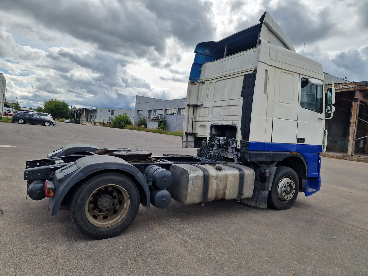 DAF 95.430 XF Euro2 manual - شاحنة جرار: صور 3 DAF 95.430 XF Euro2 manual - شاحنة جرار: صور 3