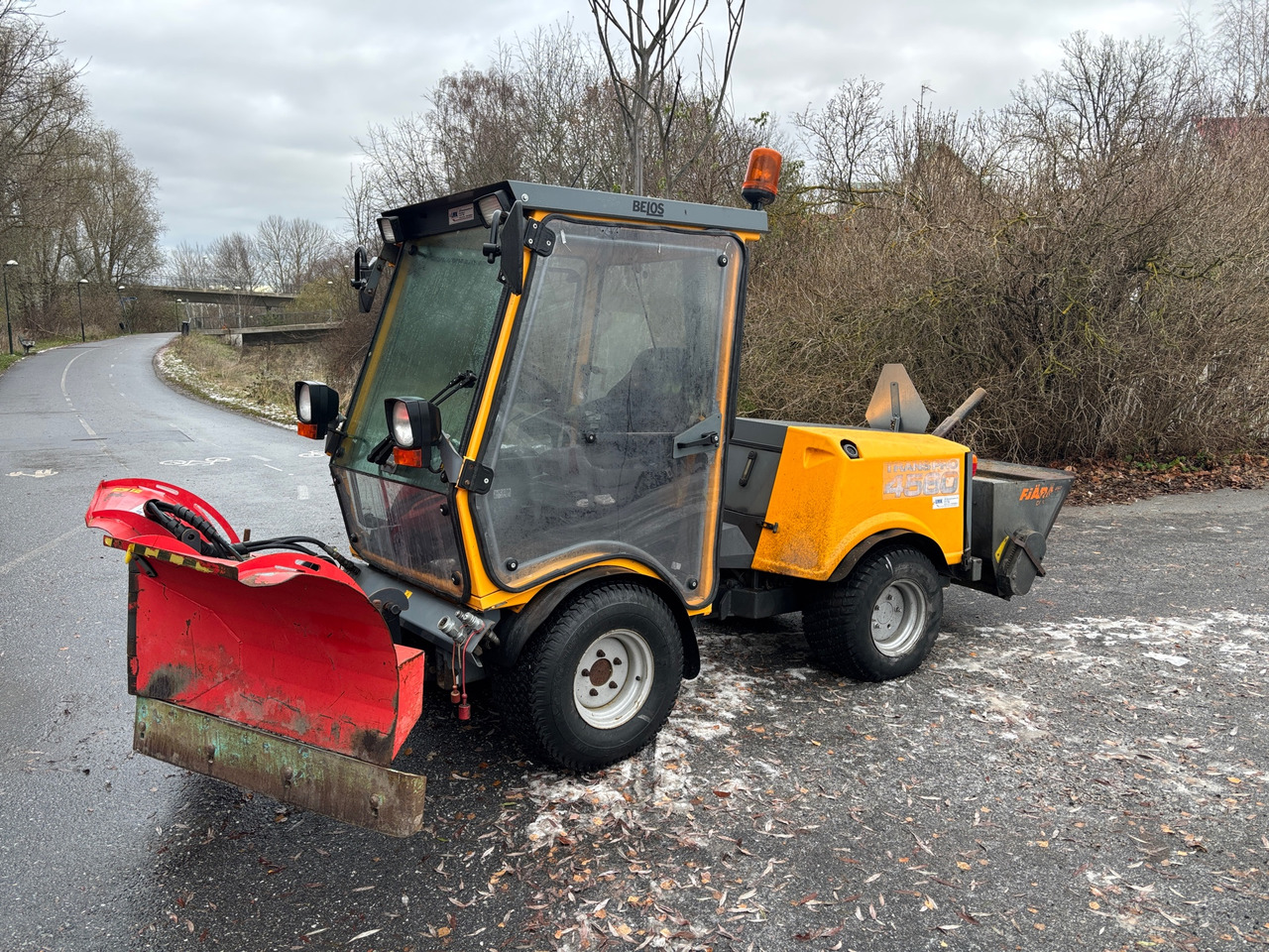 Belos Trans Pro 4560 - سيارة بلدية: صور 1 Belos Trans Pro 4560 - سيارة بلدية: صور 1