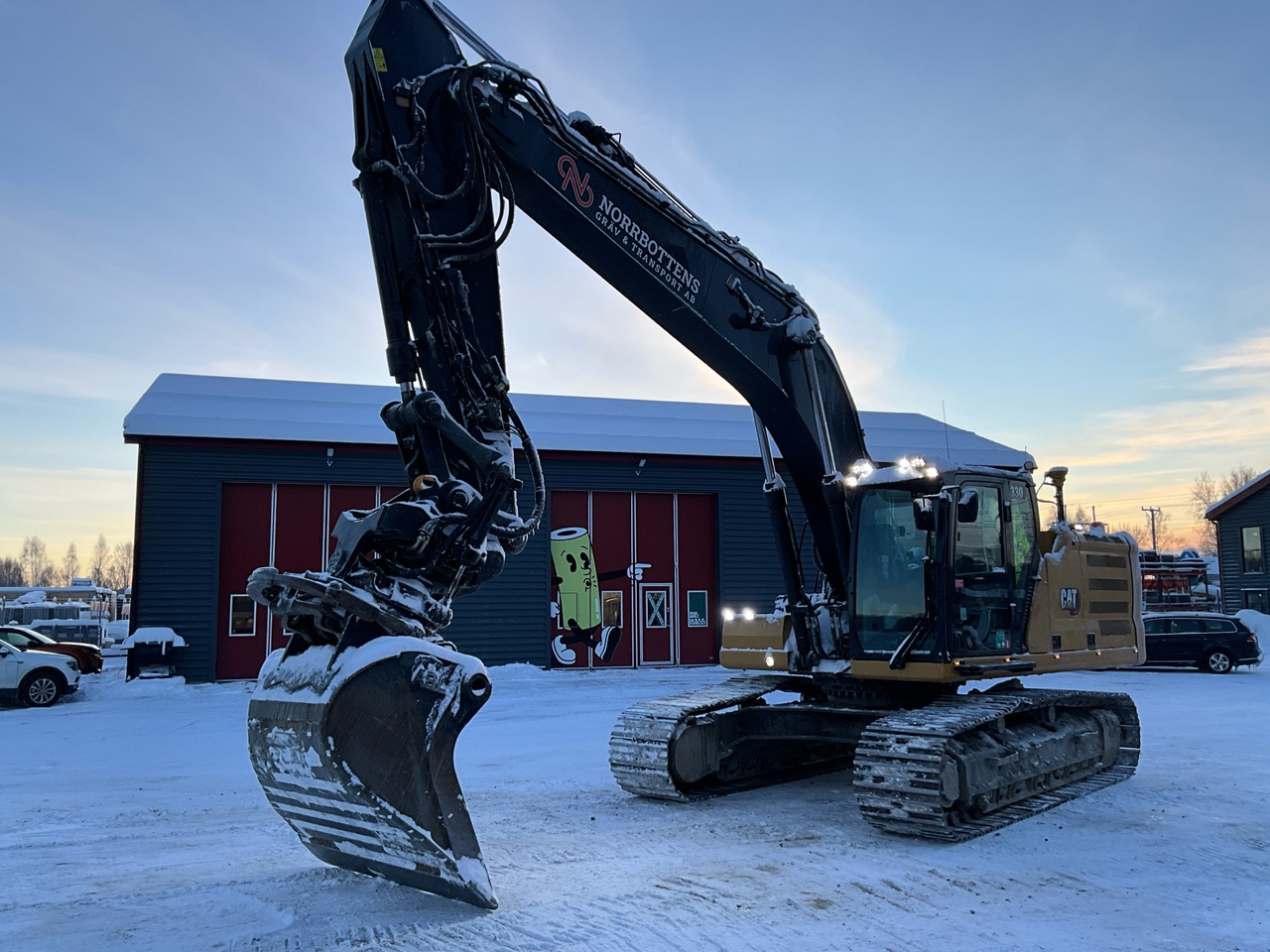 CAT 330 - حفارة: صور 1 CAT 330 - حفارة: صور 1