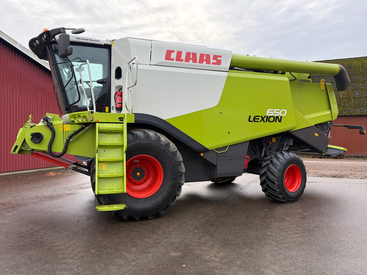 Claas Lexion 650 - حصادة شاملة: صور 1 Claas Lexion 650 - حصادة شاملة: صور 1