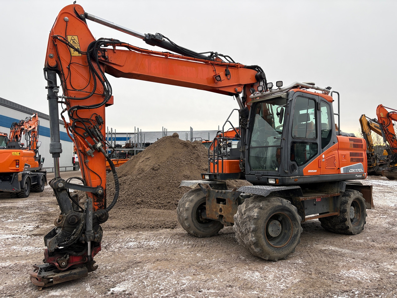Doosan DX170 W-5 - حفارة: صور 1 Doosan DX170 W-5 - حفارة: صور 1