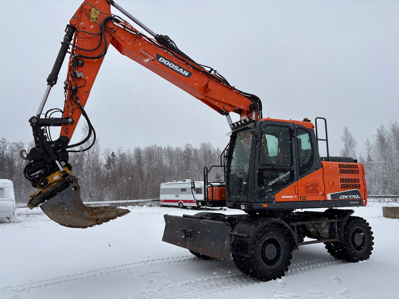 Doosan DX170W-5 - حفارة: صور 1 Doosan DX170W-5 - حفارة: صور 1