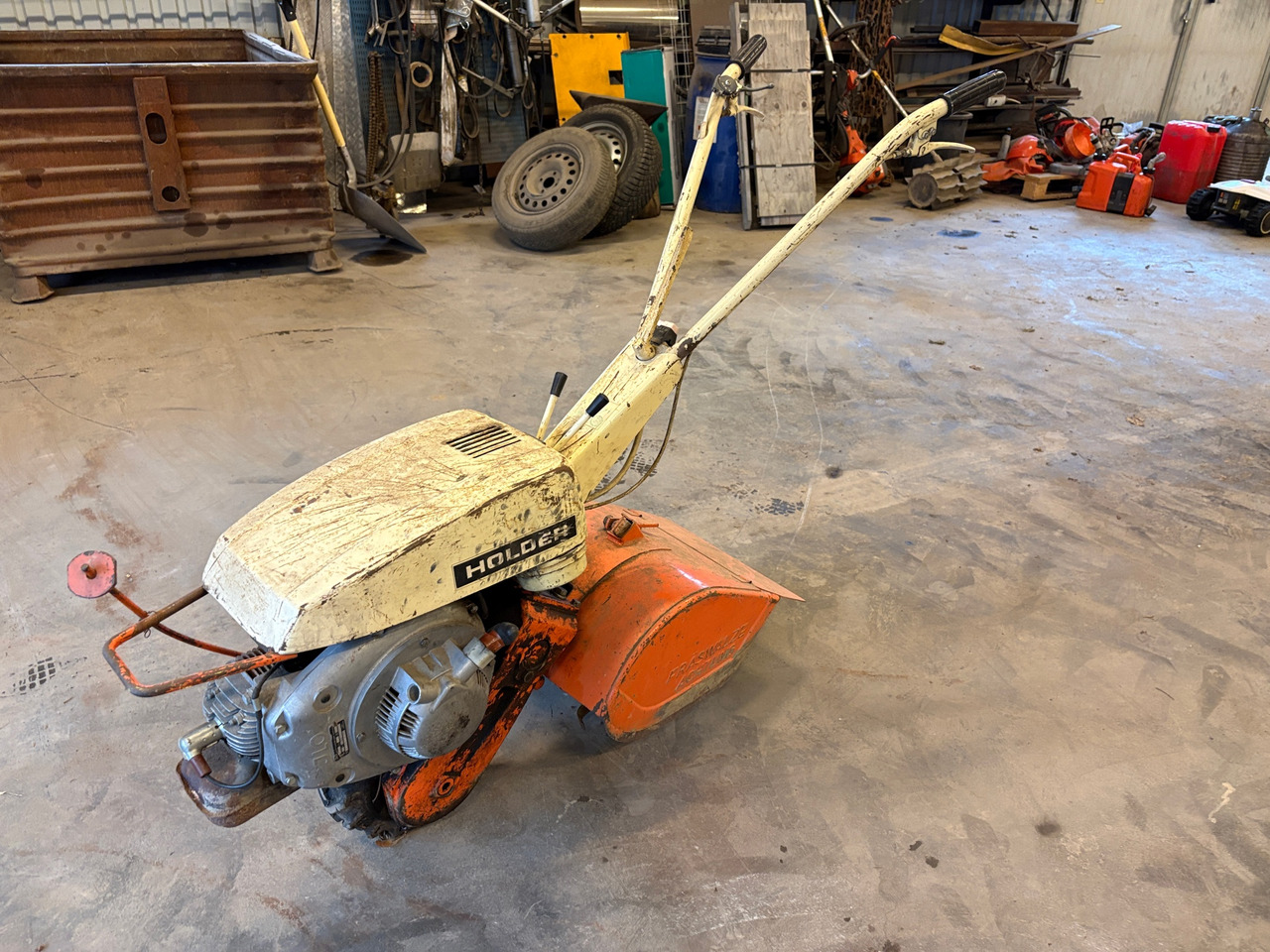 Holder R7 - جرار بعجلتين: صور 1 Holder R7 - جرار بعجلتين: صور 1