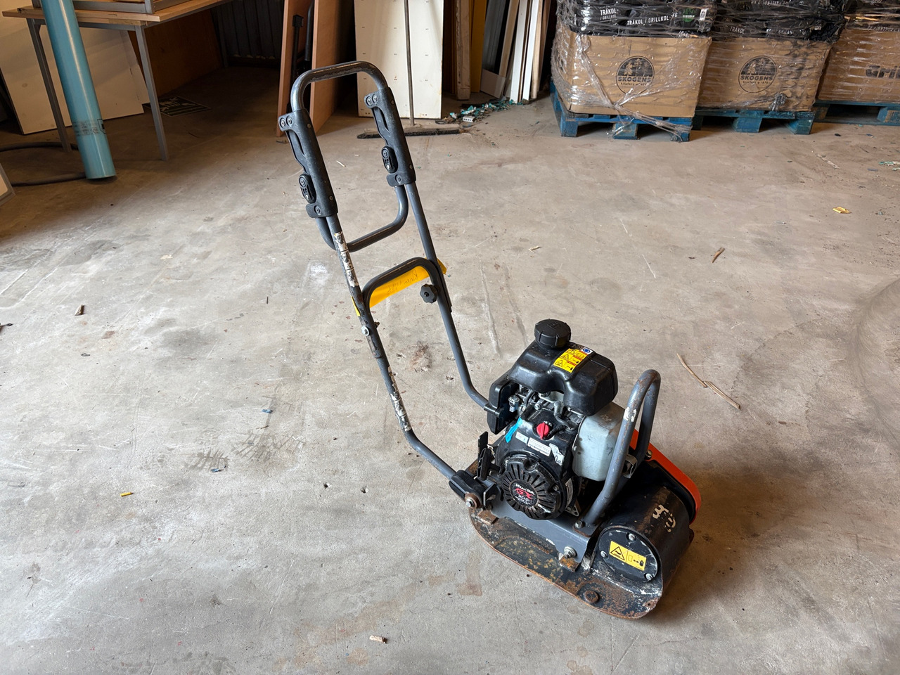 Husqvarna LF 50 - صفائح اهتزازية: صور 1 Husqvarna LF 50 - صفائح اهتزازية: صور 1