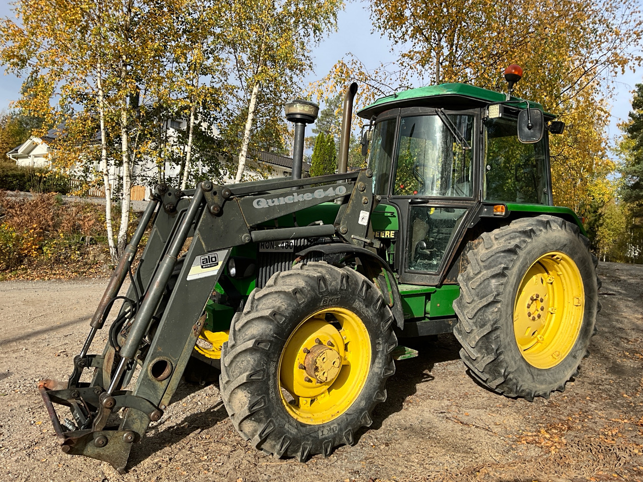 John Deere 2850 - جرار: صور 1 John Deere 2850 - جرار: صور 1