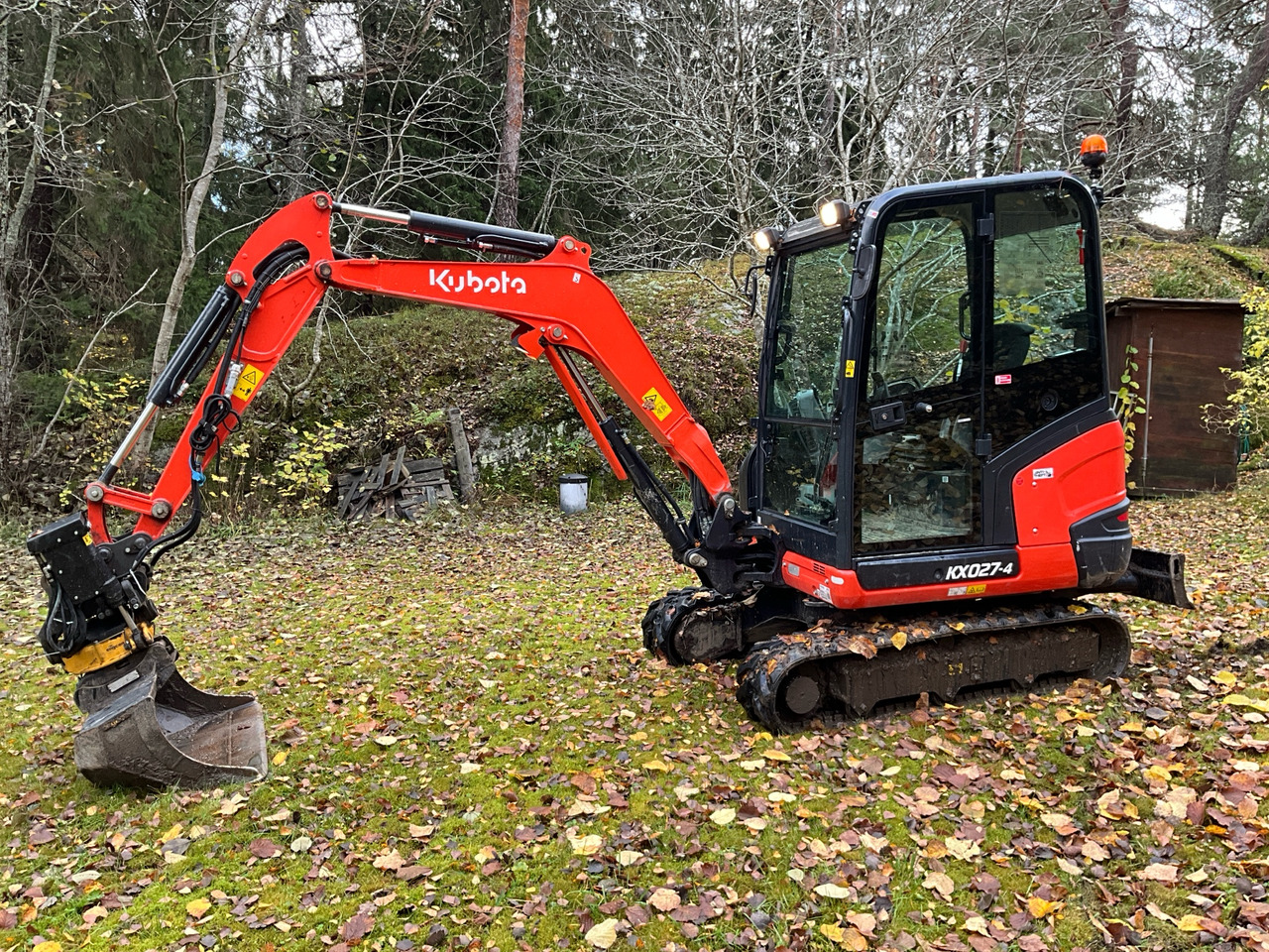 Kubota KX027-4 - حفارة: صور 1 Kubota KX027-4 - حفارة: صور 1