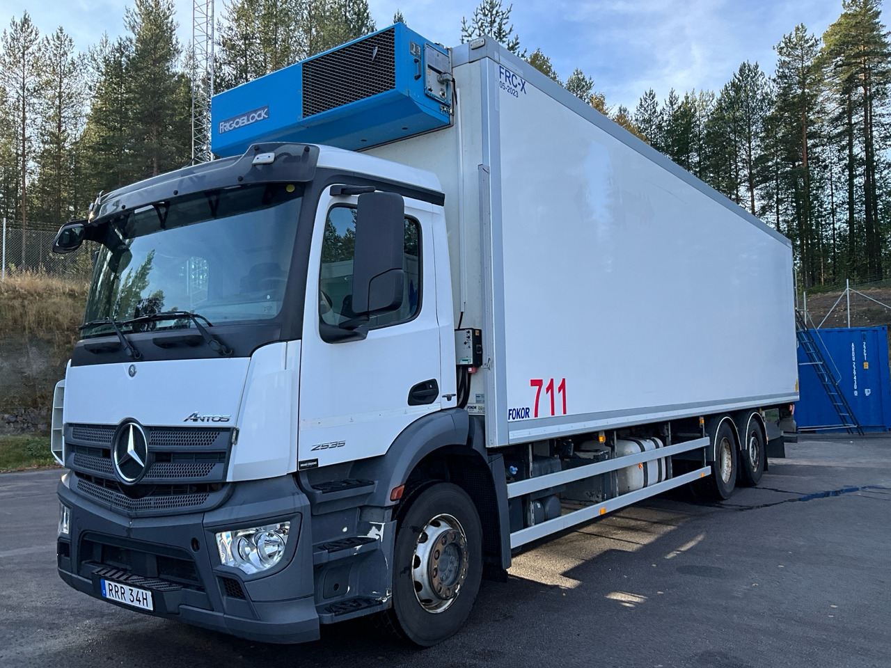 Mercedes-Benz Antos 2535 - مبردة شاحنة: صور 1 Mercedes-Benz Antos 2535 - مبردة شاحنة: صور 1