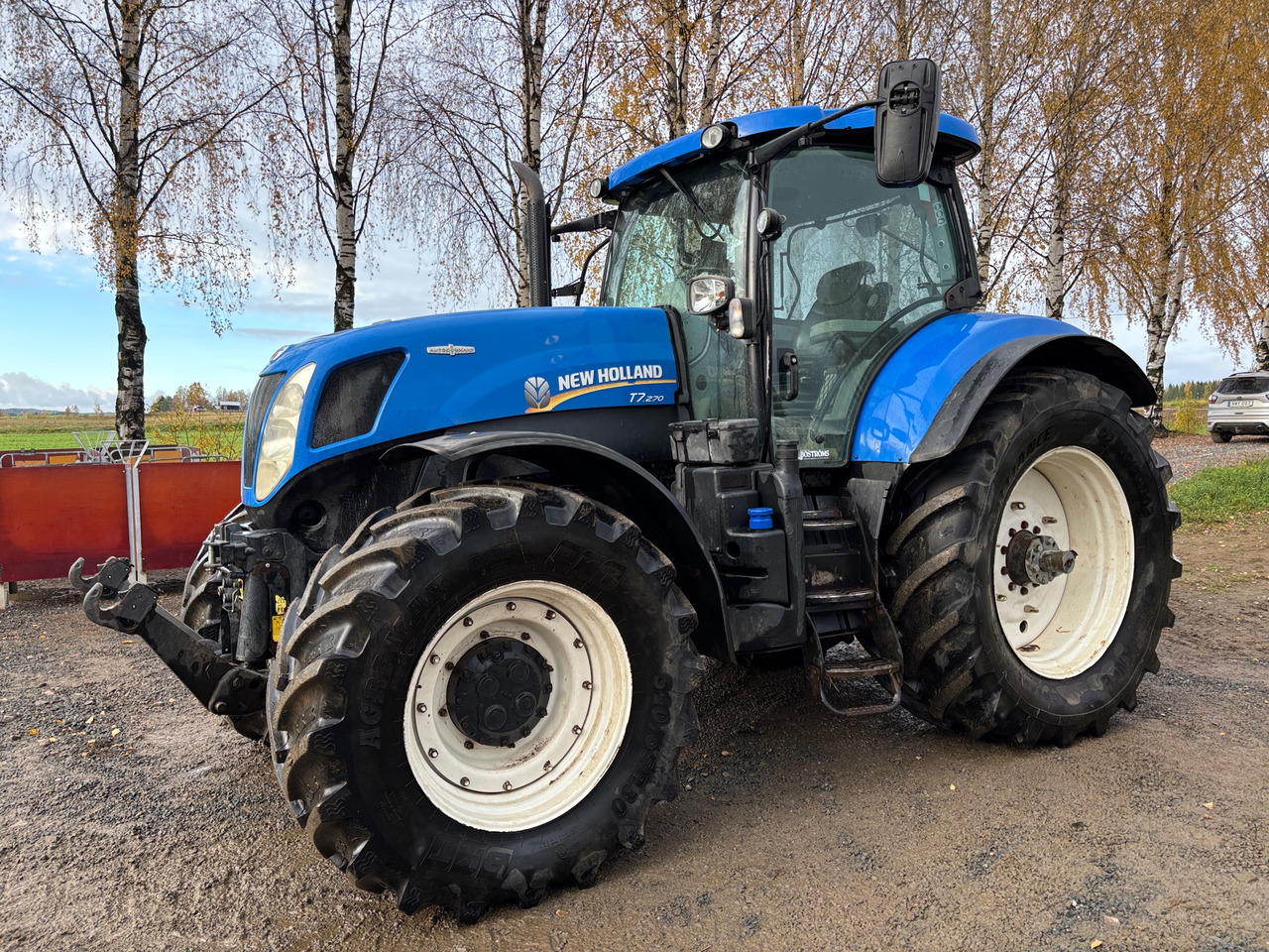 New Holland T7 270 - جرار: صور 1 New Holland T7 270 - جرار: صور 1
