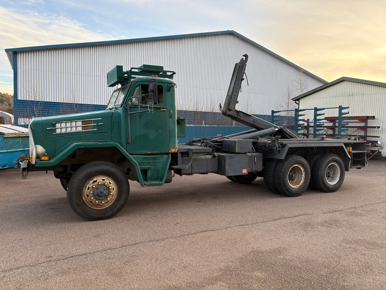 Scania LA82B Förlängd - شاحنة ذات الخطاف: صور 1 Scania LA82B Förlängd - شاحنة ذات الخطاف: صور 1