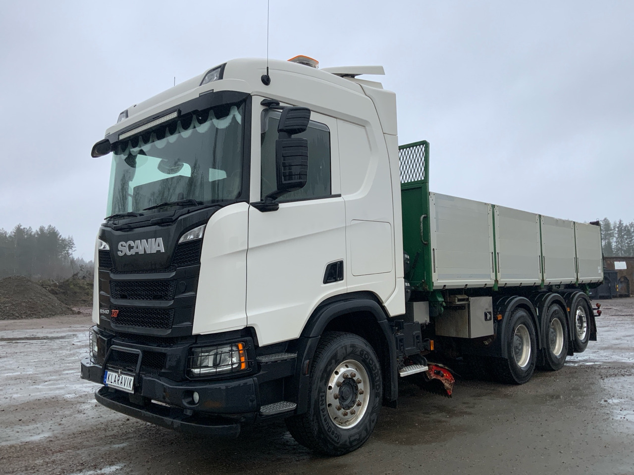 Scania R540 - شاحنات مسطحة: صور 1 Scania R540 - شاحنات مسطحة: صور 1