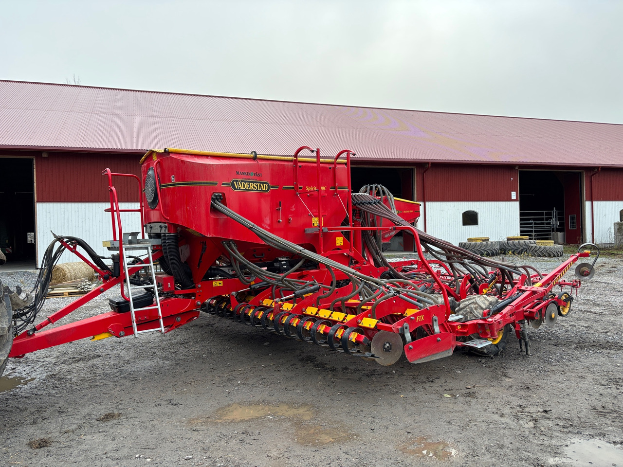 Väderstad Spirit 600C - آلات البذر والغرس والشتل: صور 1 Väderstad Spirit 600C - آلات البذر والغرس والشتل: صور 1
