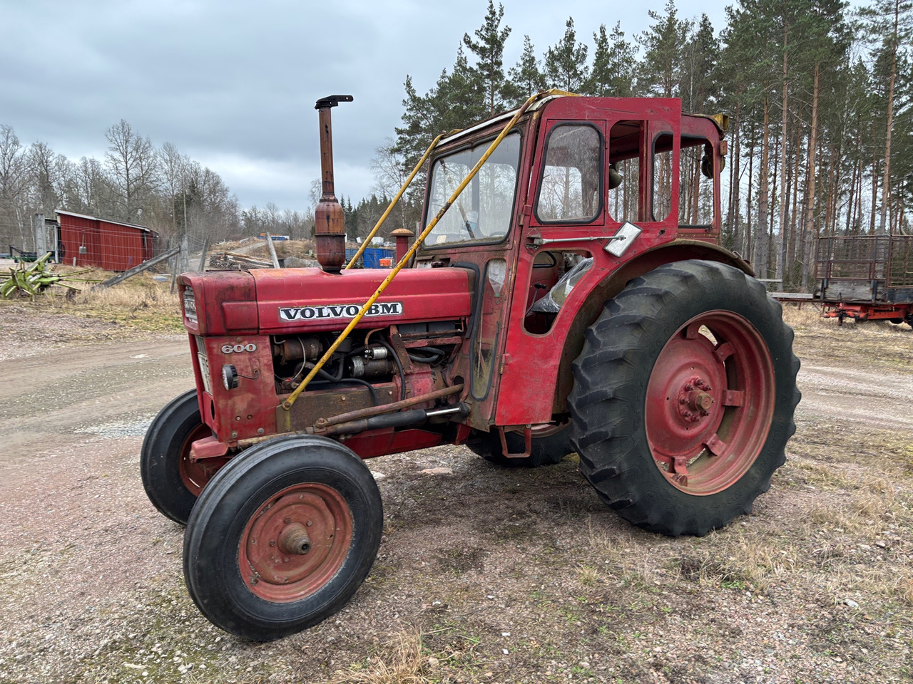 Volvo BM 600 - جرار: صور 1 Volvo BM 600 - جرار: صور 1