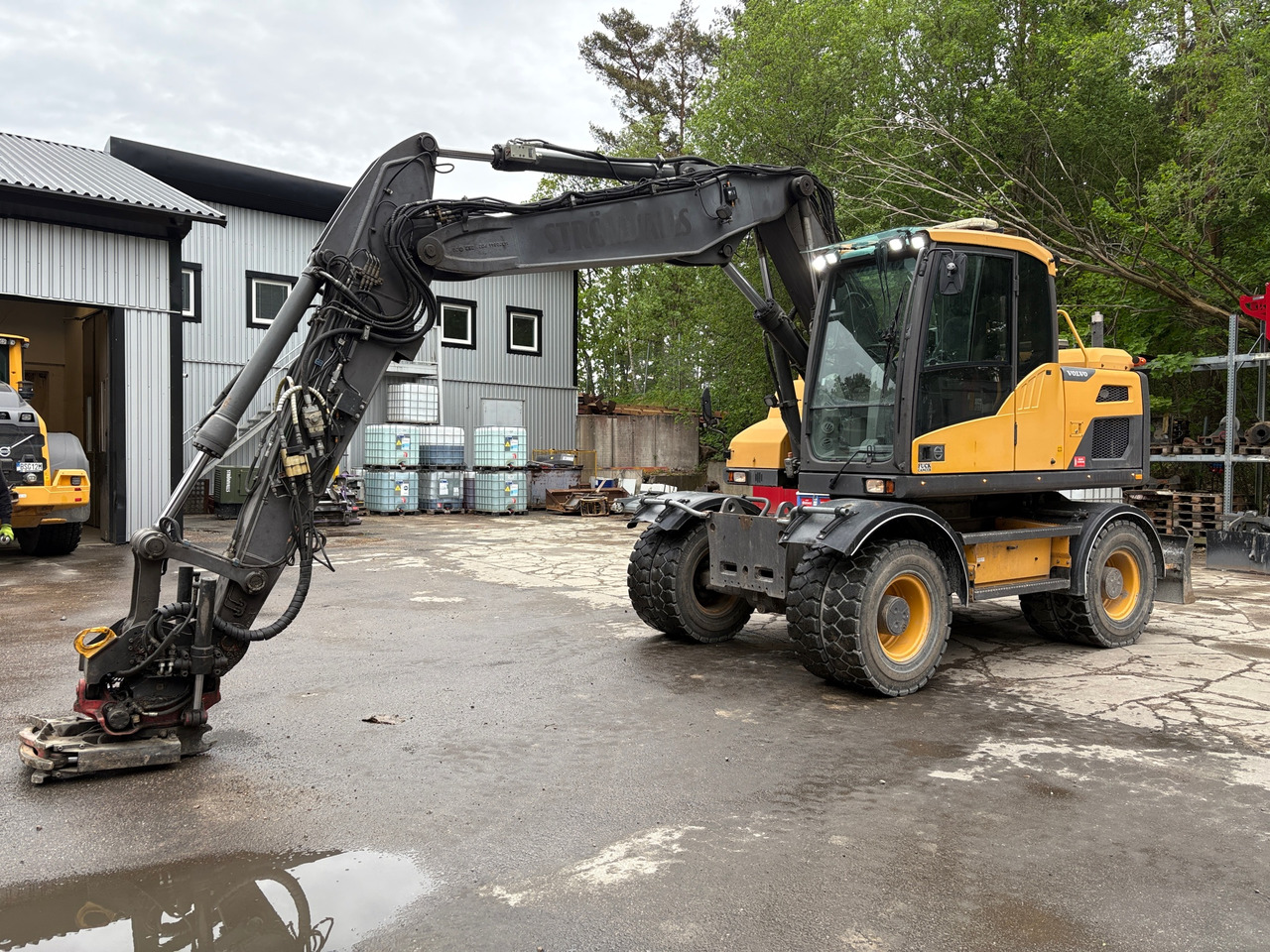 Volvo EW140D - حفارة: صور 1 Volvo EW140D - حفارة: صور 1