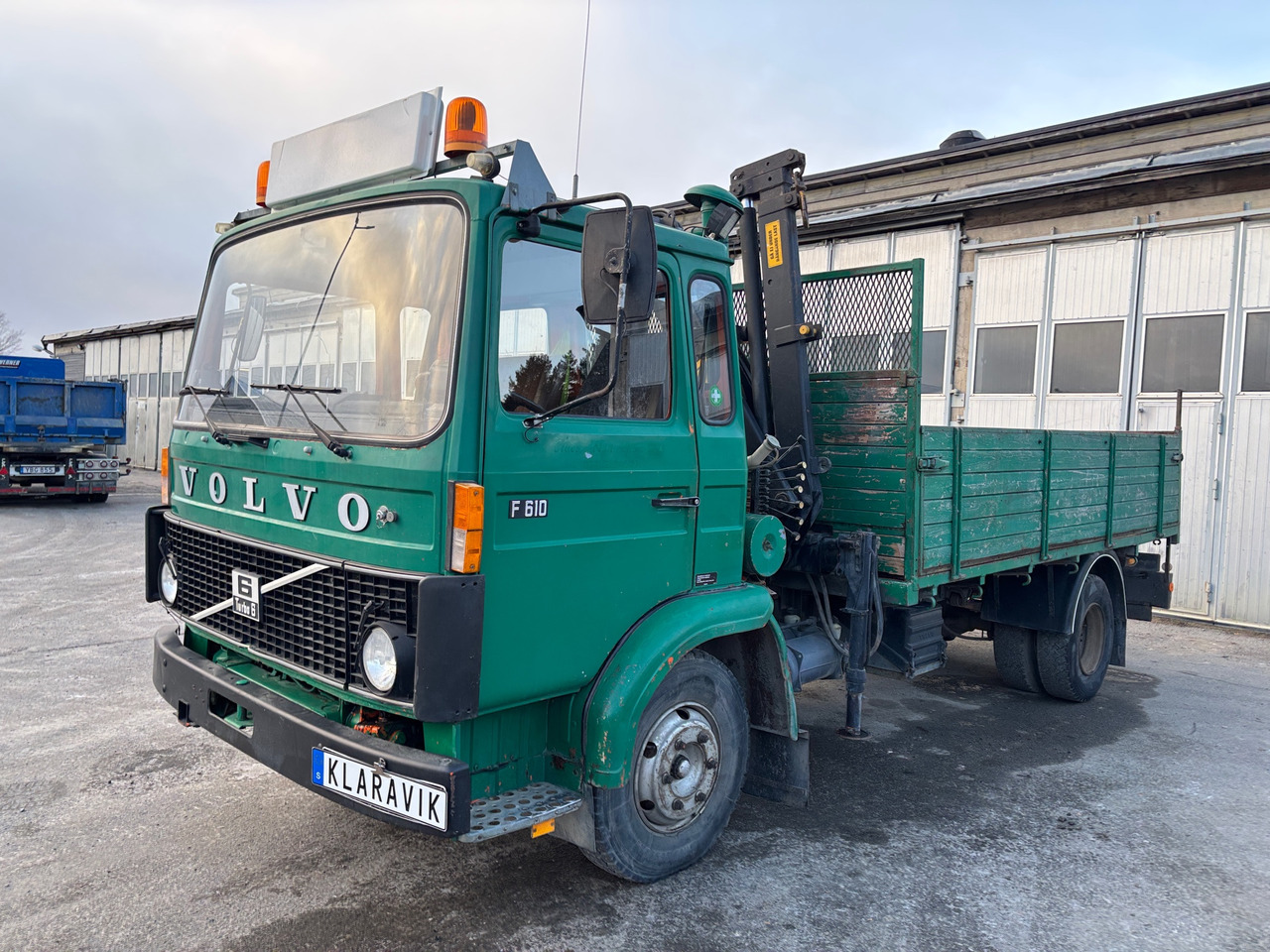 Volvo F 610 - شاحنة كرين: صور 1 Volvo F 610 - شاحنة كرين: صور 1