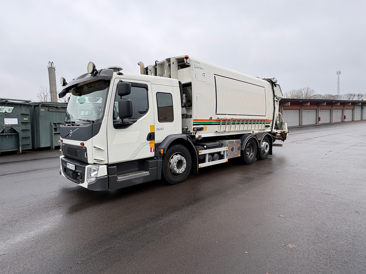 Volvo FE 320 - شاحنة القمامة: صور 1 Volvo FE 320 - شاحنة القمامة: صور 1