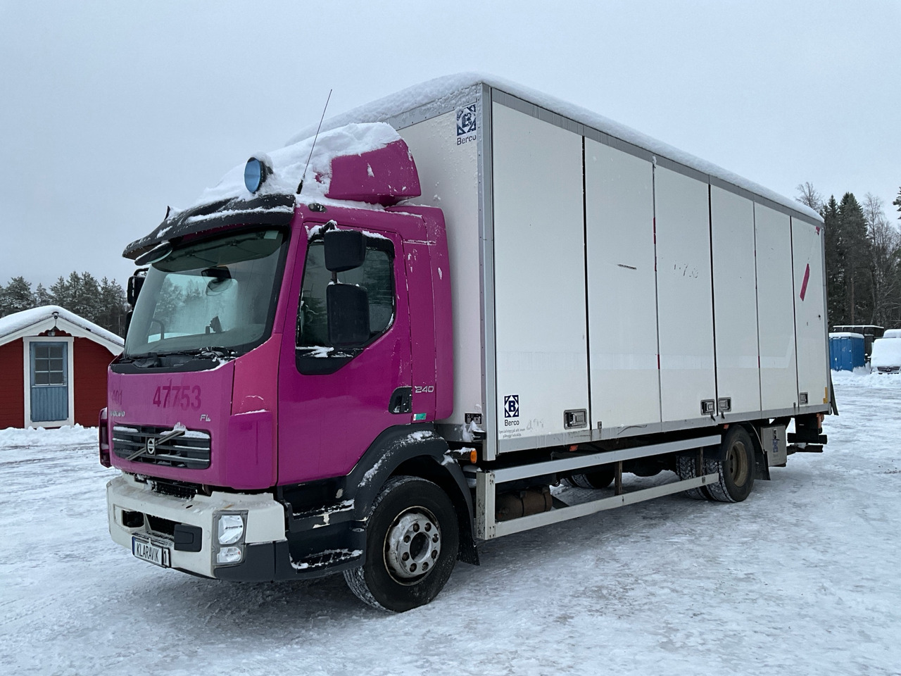 Volvo FL 240 - شاحنة: صور 1 Volvo FL 240 - شاحنة: صور 1
