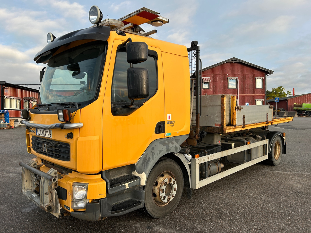 Volvo FL 280 - شاحنة ذات الخطاف: صور 1 Volvo FL 280 - شاحنة ذات الخطاف: صور 1