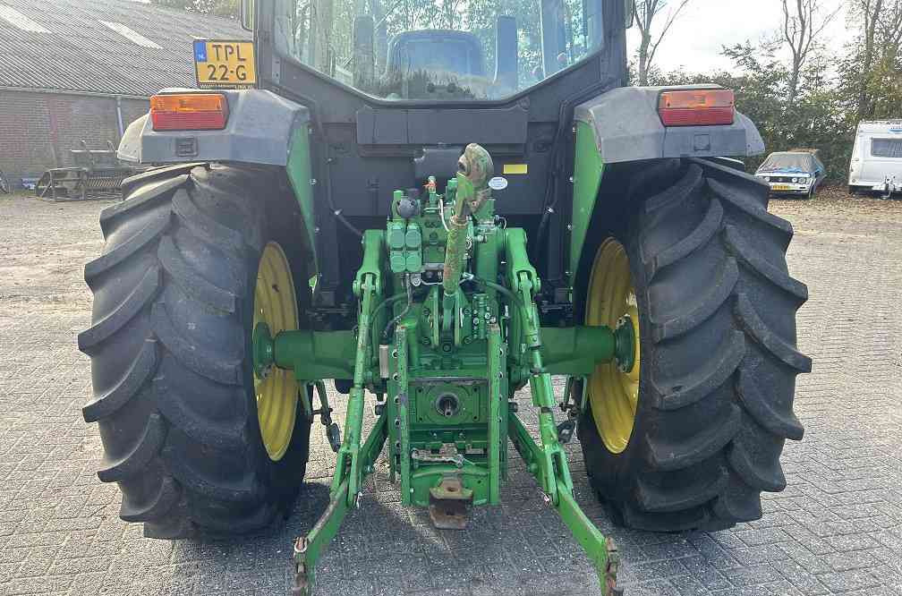 John Deere 6110 - جرار: صور 3 John Deere 6110 - جرار: صور 3