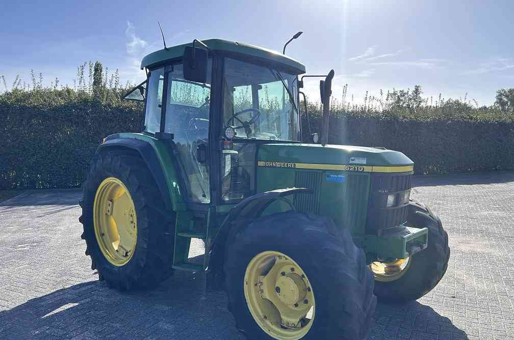 John Deere 6210 - جرار: صور 4 John Deere 6210 - جرار: صور 4