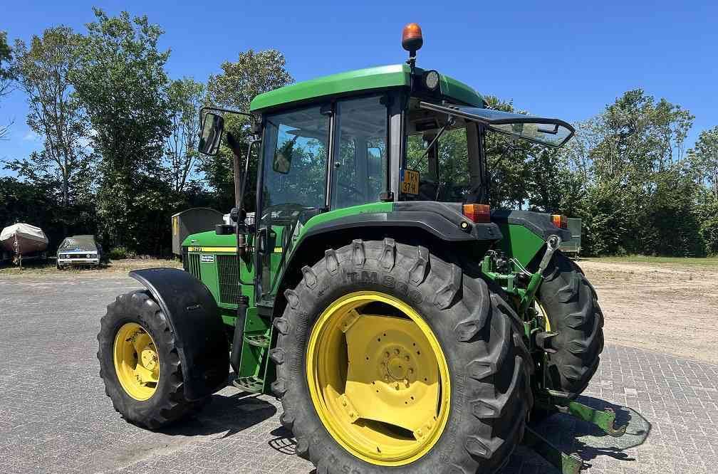 John Deere 6210 - جرار: صور 2 John Deere 6210 - جرار: صور 2