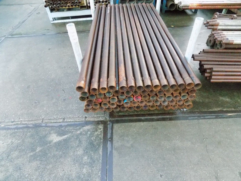 Diversen boorpijpen spoel - آلة حفر: صور 4 Diversen boorpijpen spoel - آلة حفر: صور 4