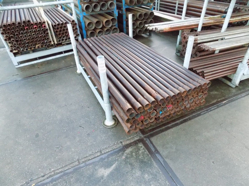 Diversen boorpijpen spoel - آلة حفر: صور 1 Diversen boorpijpen spoel - آلة حفر: صور 1