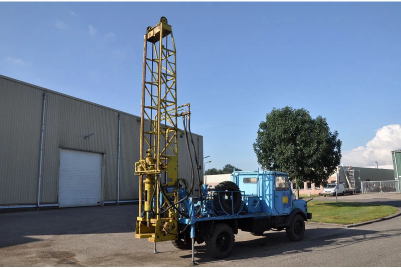 Hanomag AL 28 Z met Celler machinen fabrik DB114 - 30 - آلة حفر: صور 1 Hanomag AL 28 Z met Celler machinen fabrik DB114 - 30 - آلة حفر: صور 1